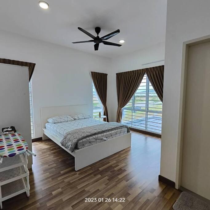 Prima Guest House - Puncak Alam Homestay Mus-Lim Friendly Bandar Puncak Alam Extérieur photo